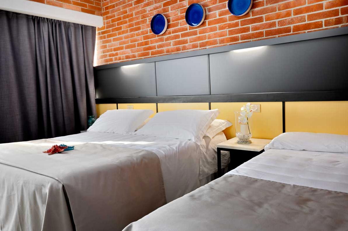 Triple Room